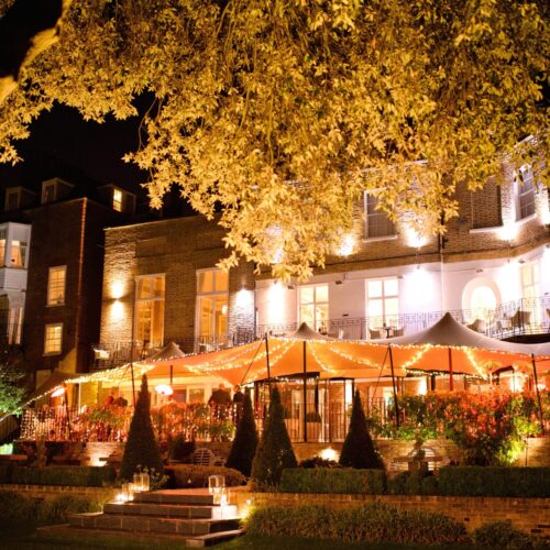 External picture of outdoor wedding venue